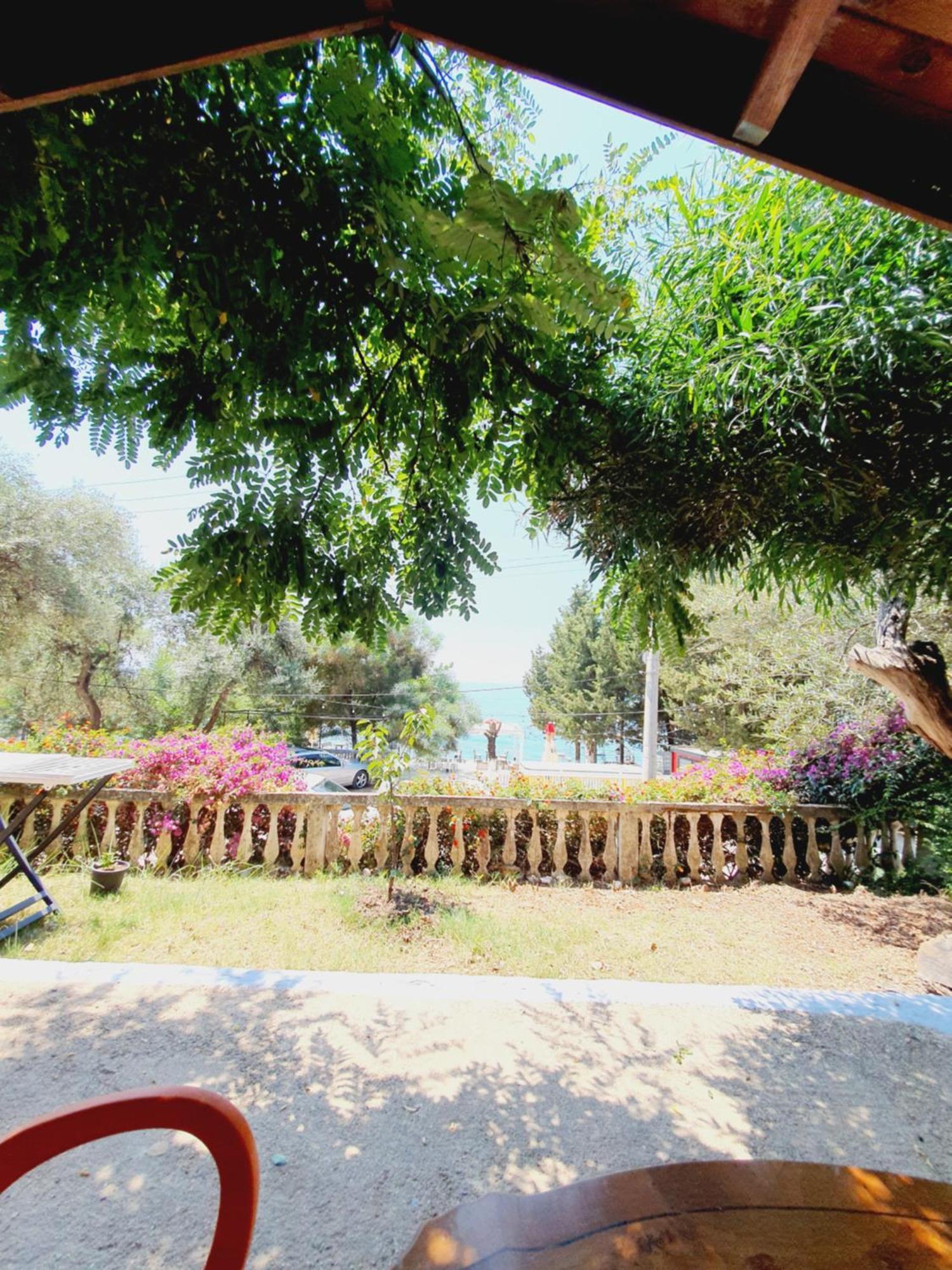 Toneda Seaside * Dhermi