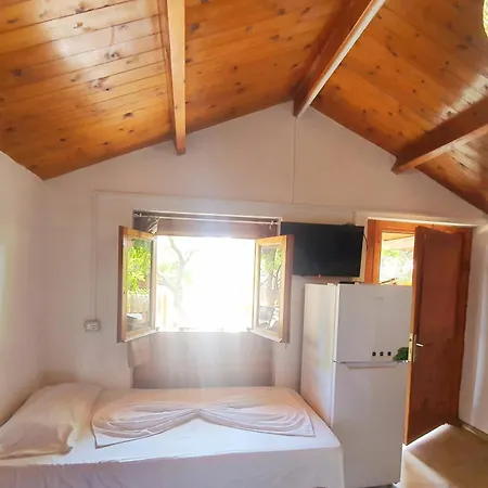 Toneda Seaside Bungalows Dhermi Exterior photo